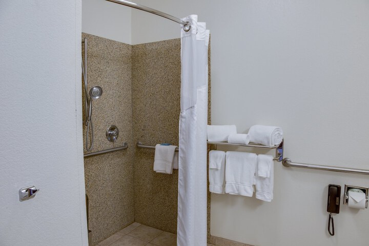 Room 35 of 49