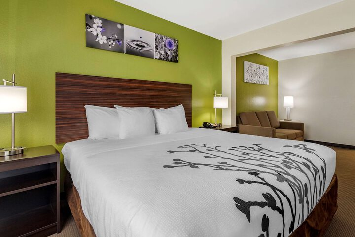 Room 20 of 29