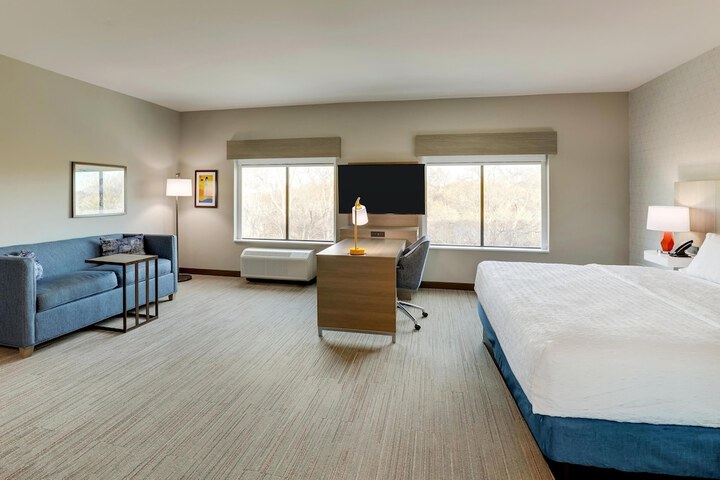 Hampton Inn & Suites Weatherford
