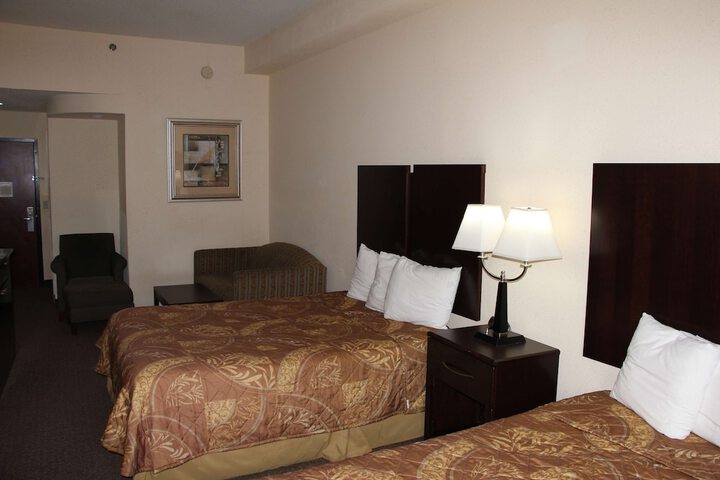 Room 32 of 50