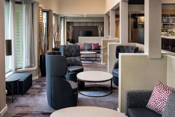 Hotel Interior 13 of 32