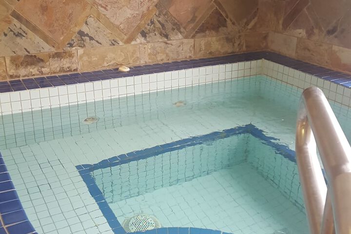 Spa 48 of 56