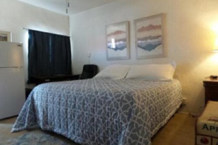 TURNER INN & RV PARK