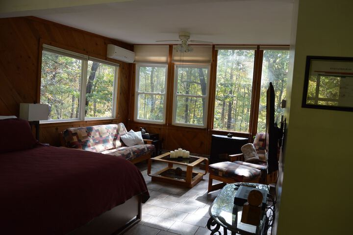 Room 11 of 22