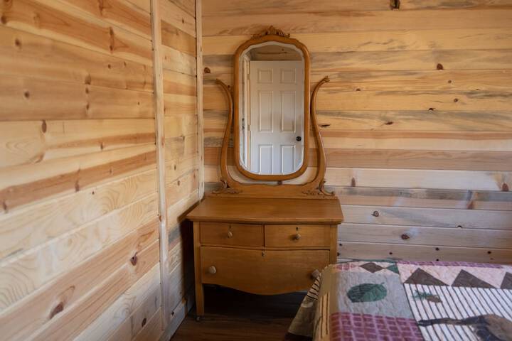 Room 48 of 164