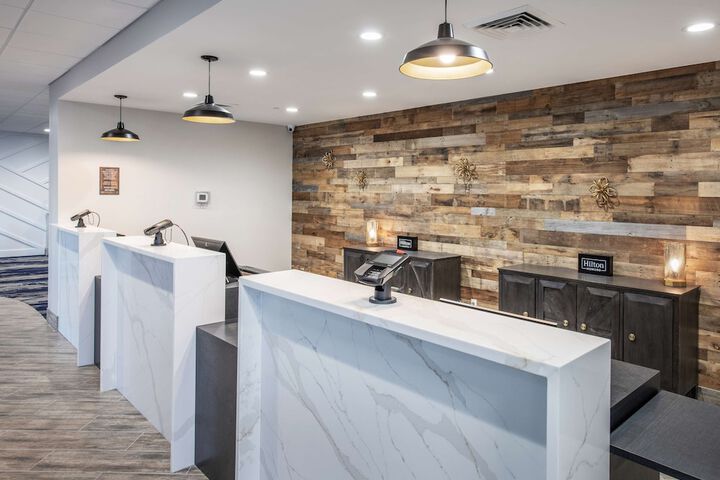 Doubletree by Hilton Monroe Township Cranbury