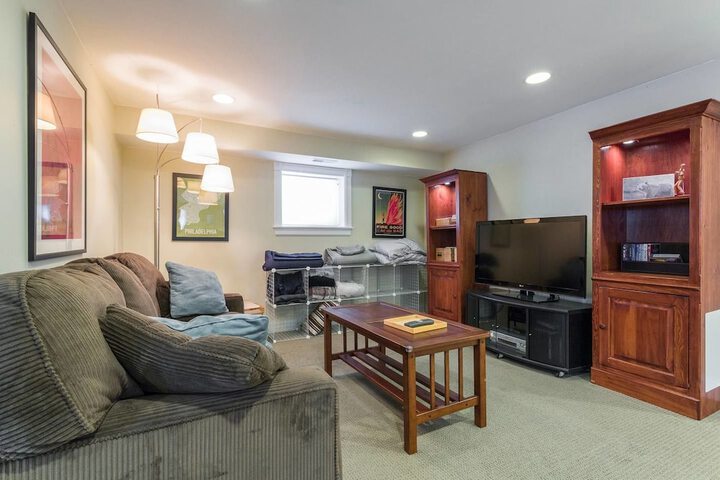 Room 8 of 21