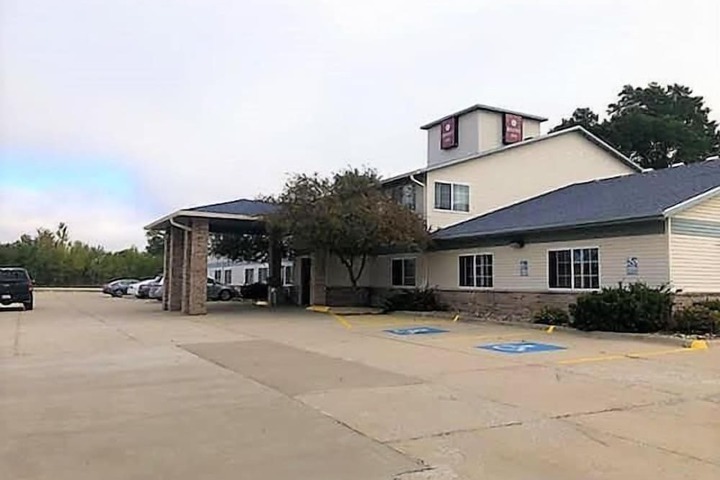 Hotel 3 of 23