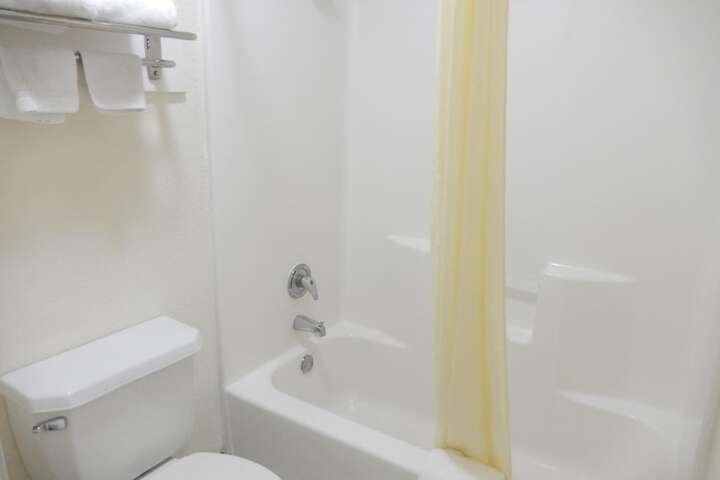 Motel 6 Azle TX