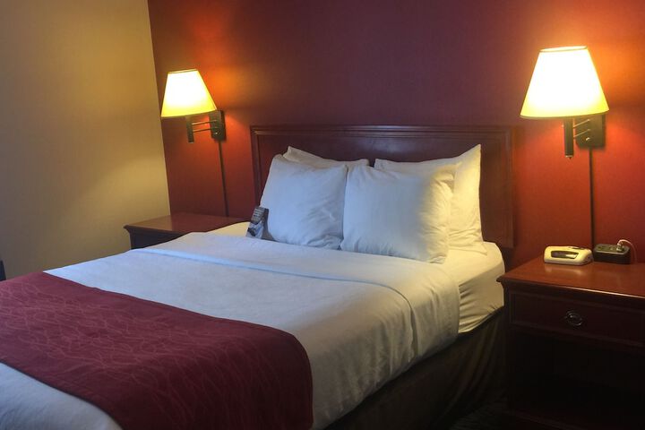 Room 19 of 33