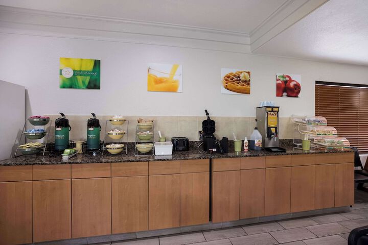 Breakfast/Coffee Service 39 of 39