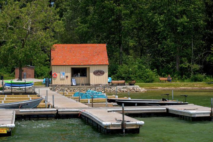Potawatomi Inn & Cabins