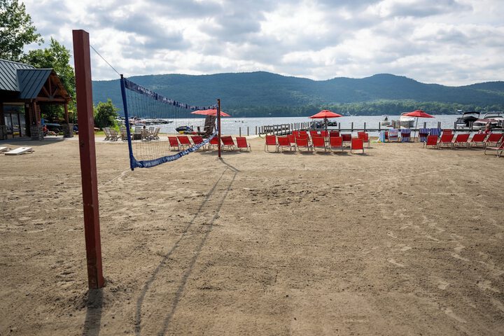 Scottys Lakeside Resort