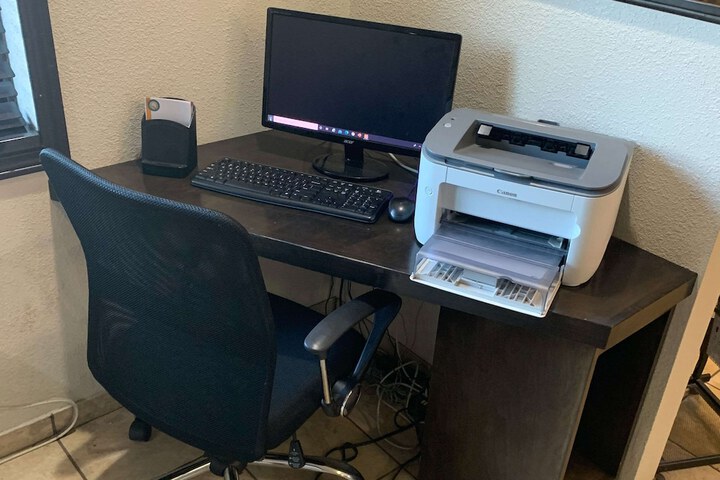 Business Center 44 of 44