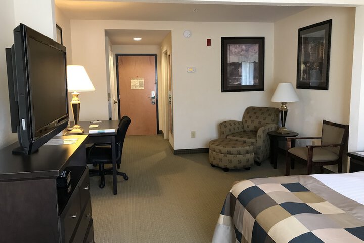 Room 16 of 42