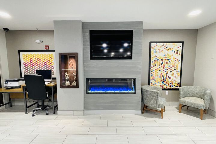 Holiday Inn Express Hotel & Suites Grand Island by IHG
