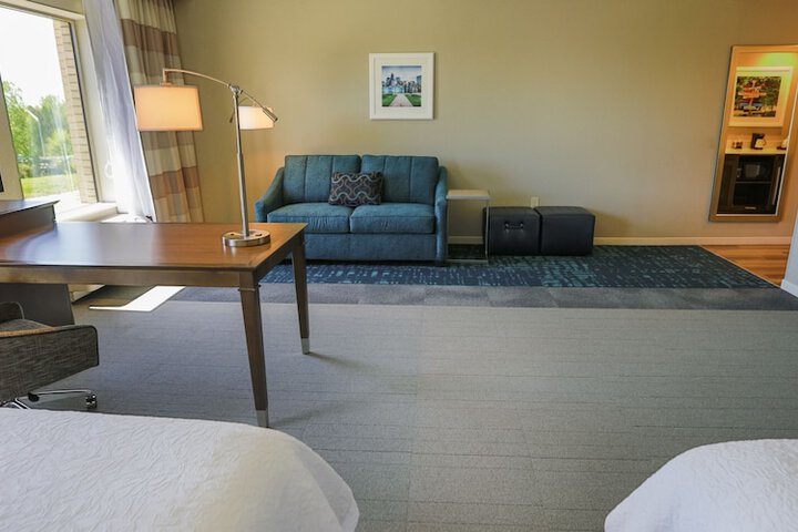 Room 31 of 64