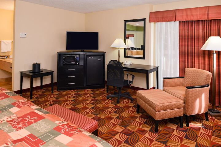 Room 12 of 21