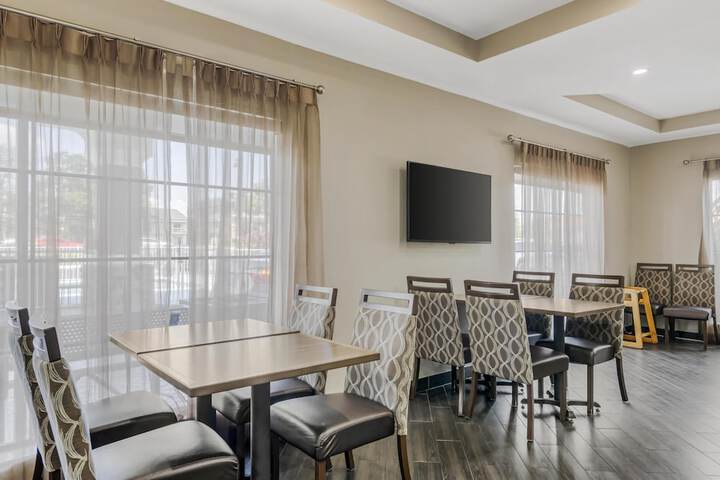 Best Western Plus Sanford Airport / Lake Mary Hotel