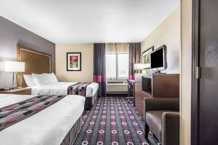Room 14 of 42
