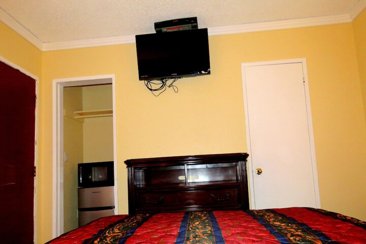 Room 19 of 36