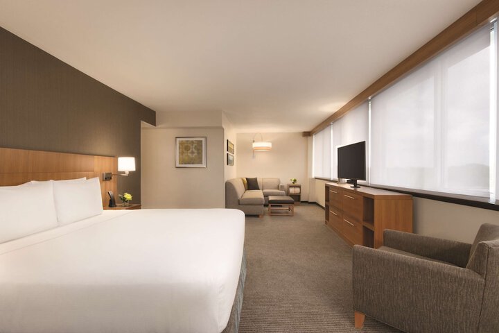 Hyatt Place Chicago / OHare Airport