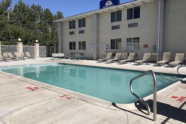 Pool 12 of 46