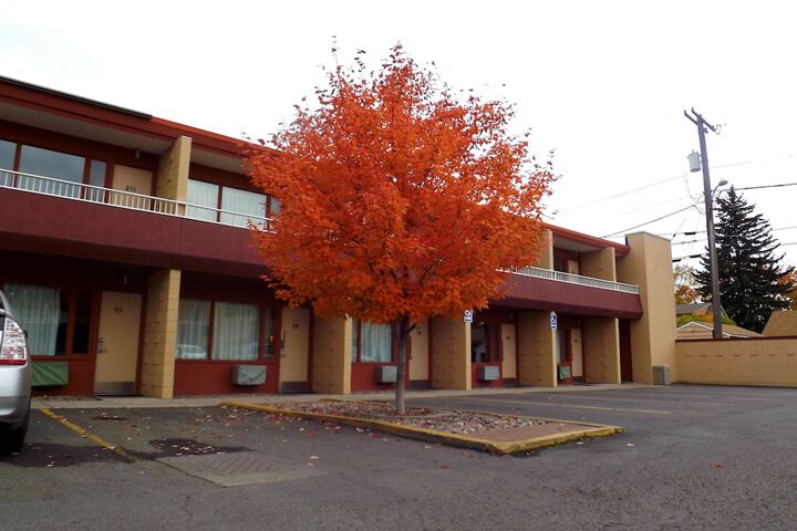 Hotel 3 of 32