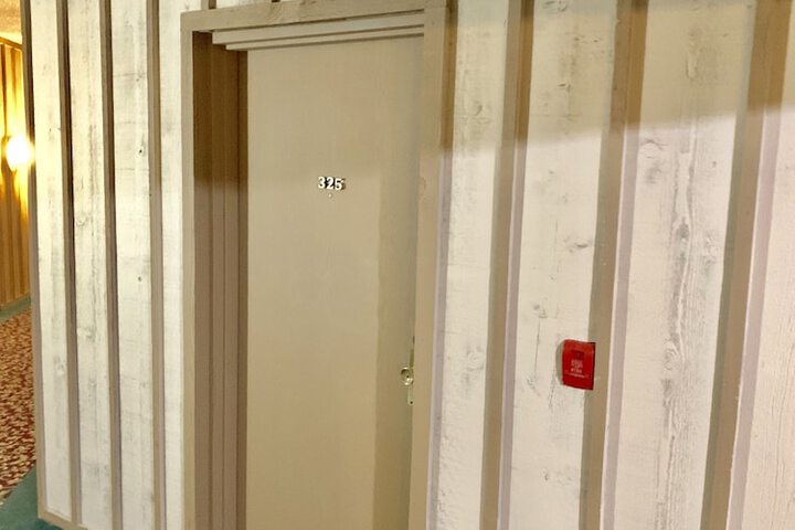 Ballroom/Hall 326 of 334