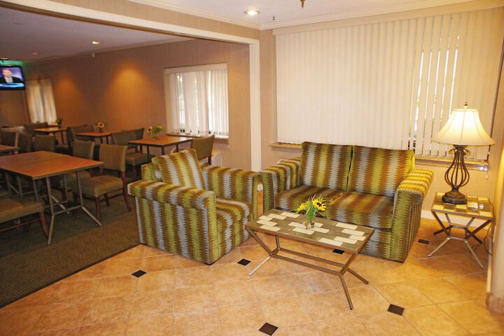 Hotel Interior 10 of 36