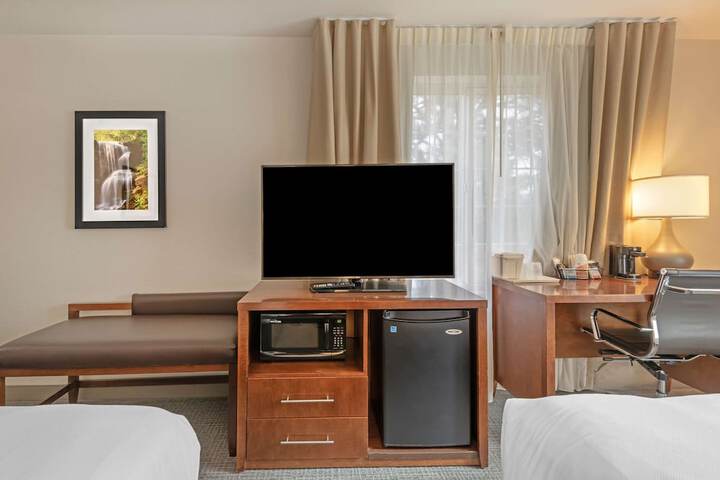 Room 34 of 59