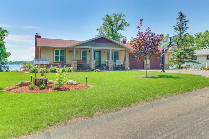 Lakeside Alexandria Retreat w / Deck + Boat Dock!
