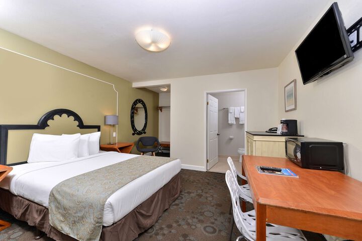 Room 21 of 39
