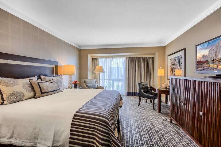 Omni Los Angeles Hotel at California Plaza