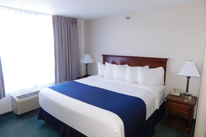 Room 34 of 44