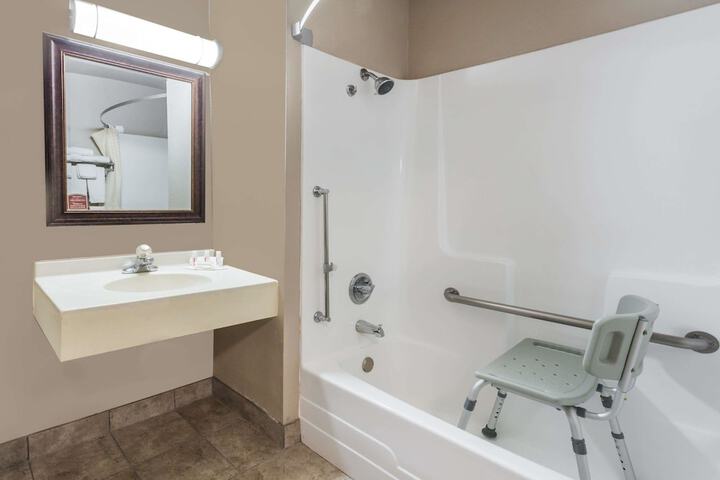 Room 14 of 20
