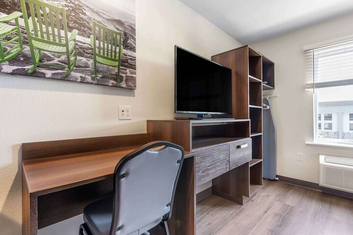 Room 14 of 30
