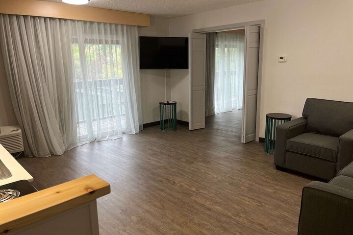 Room 19 of 92