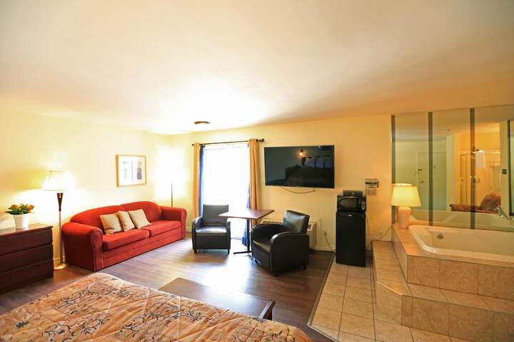 Room 37 of 43