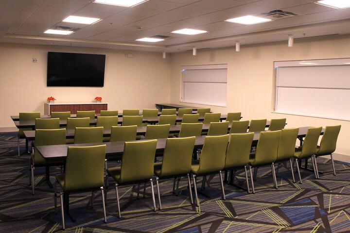 Holiday Inn Express & Suites Latta by IHG