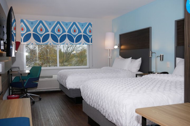 Room 6 of 20