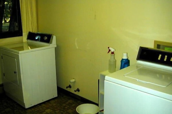 Room 63 of 95