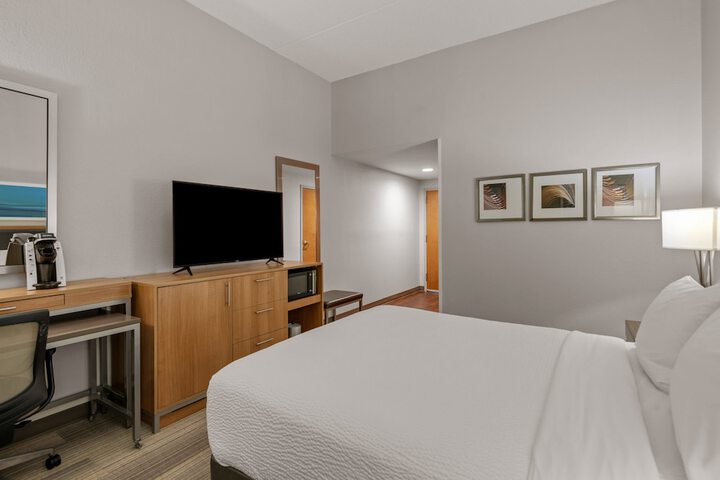 Room 45 of 90