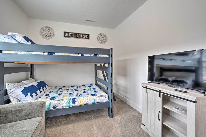 Charming Mccall Townhome: Hike Fish, & Ski!
