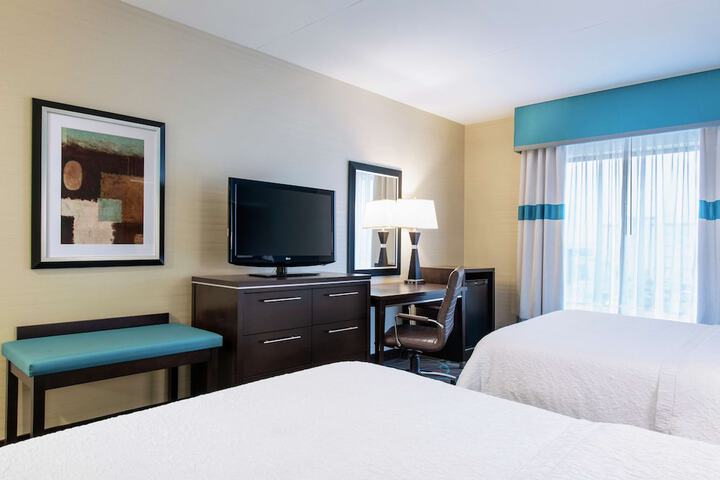 Room 16 of 36