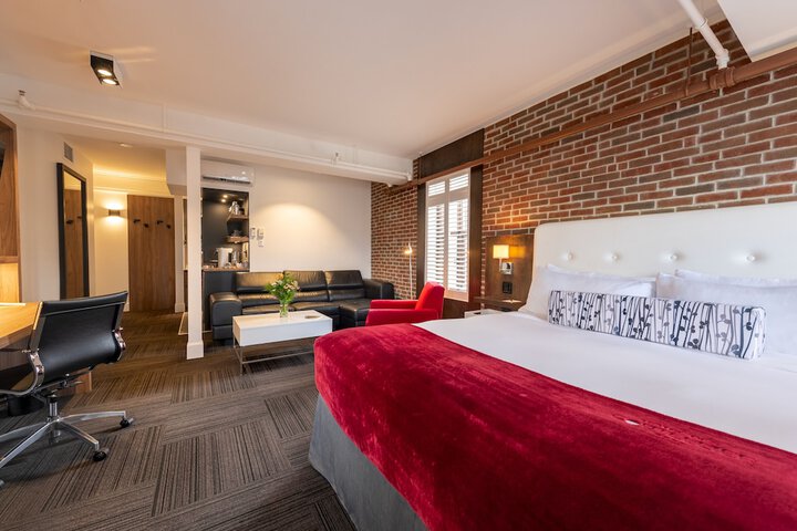 Room 12 of 46