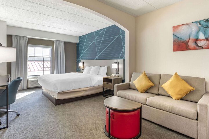 Room 18 of 41