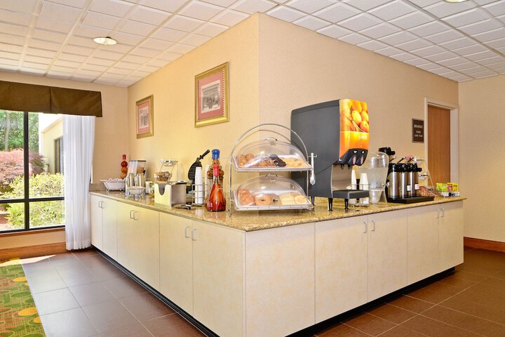 Best Western Plus Richmond Indiana I-70