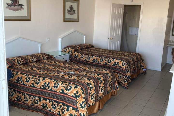 Room 34 of 53