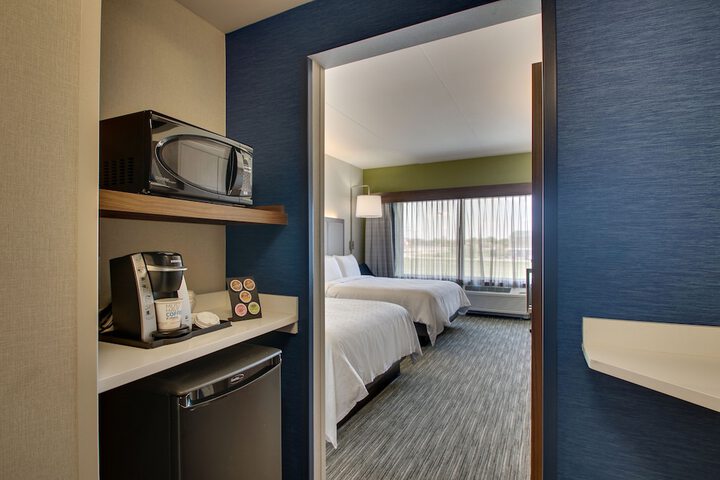 Room 14 of 41